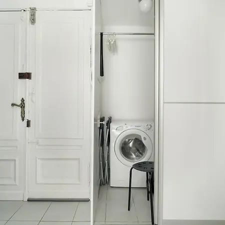 Apartment Cozy Sweet Close To Old Town In By Renters